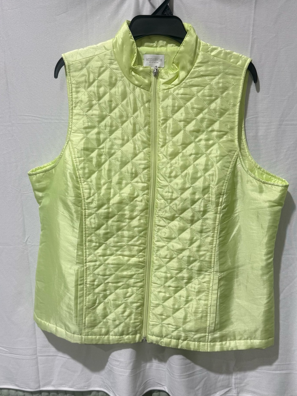 Chico's Light Lime Quilted Sleeveless Vest Chartreuse